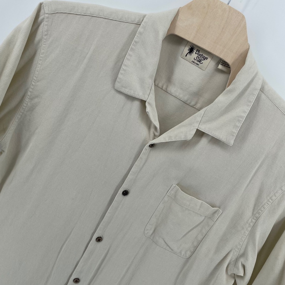 Vintage Silk Mens XXL Tan Beige Waffle Weave 100% Silk Short Sleeve Camp Shirt